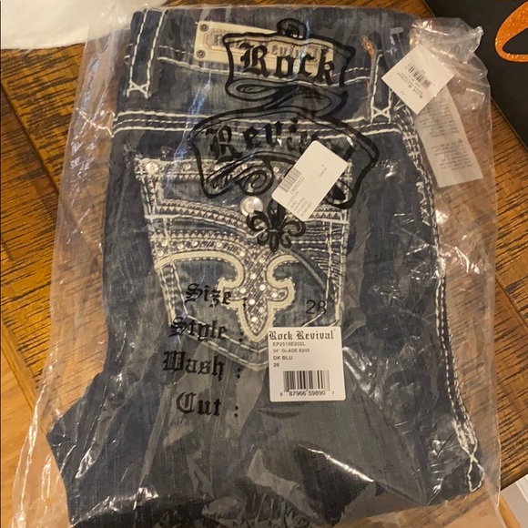 NWT Rock Revival Glade Bling Easy Bootcut Jeans - Picture 10 of 14